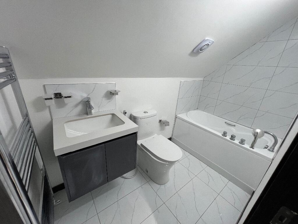 Additional image 29 of Deen Cresent, Birmingham, B8