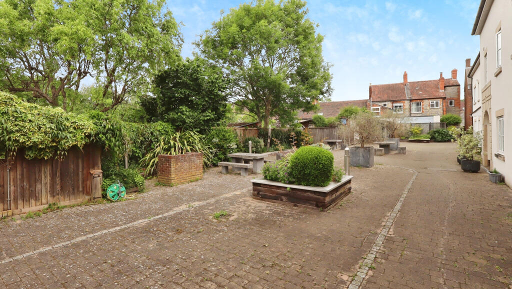 Additional image 3 of Flat 24, The Tanneries, Sedgemoor Way, Glastonbury, Somerset