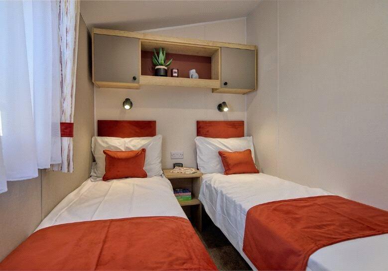 Additional image 7 of Glen Road, Baildon, Shipley, West Yorkshire, BD17