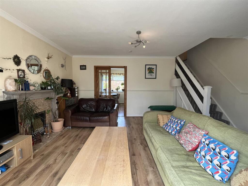 Additional image 7 of Villa Mount, Wyke, Bradford