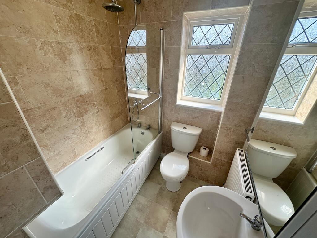 Additional image 4 of Oakway, Birkenshaw, BD11