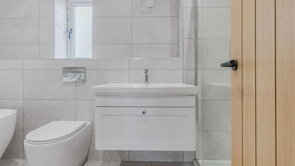 Additional image 21 of Plot 7, Wharf Farm, Dickens Heath Road, Shirley, Solihull, B90 1QG