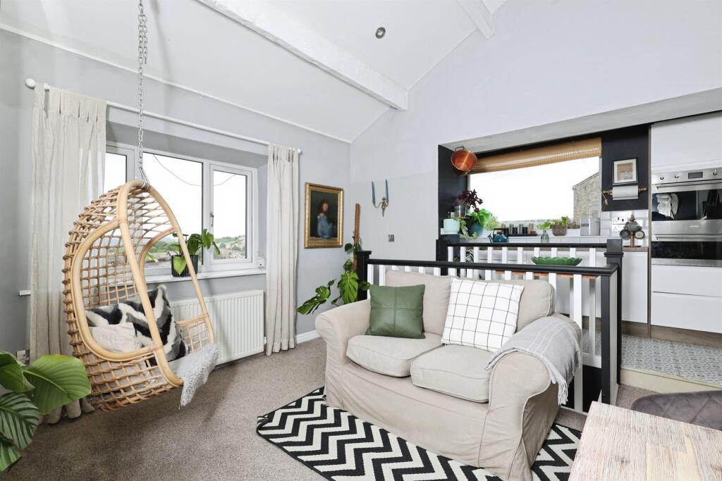 Additional image 10 of Peasacre, Micklethwaite, Bingley