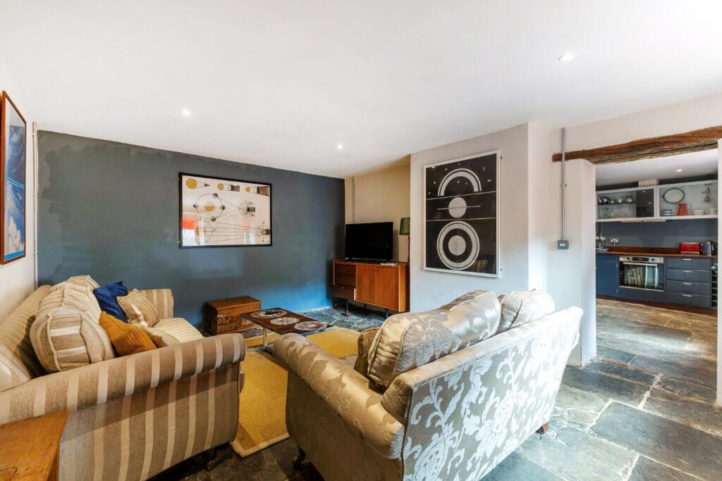 Additional image 19 of Central Castle Cary