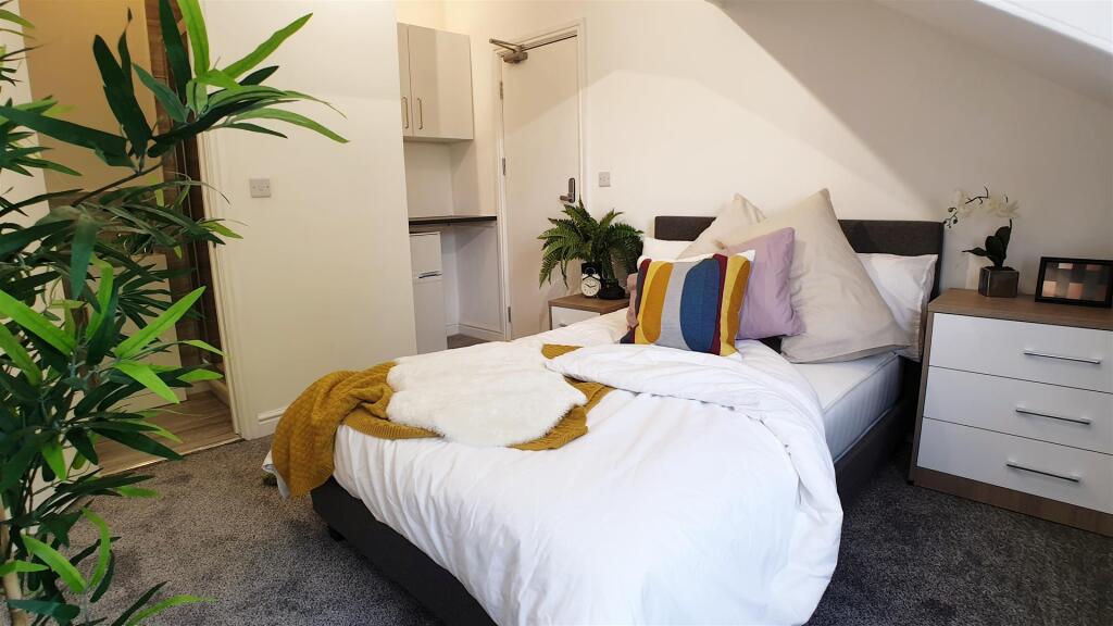 Additional image 6 of Bearwood Road, Smethwick