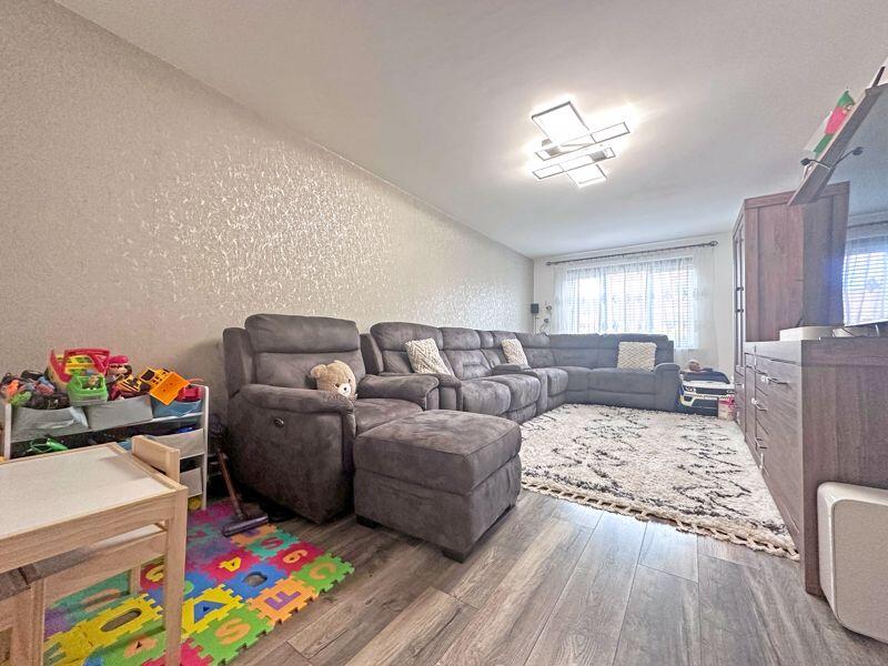 Additional image 28 of Laura Roberts Close, WEST BROMWICH, B70 0FJ