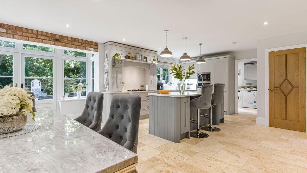 Additional image 6 of Oak View Rise, Four Oaks, B75