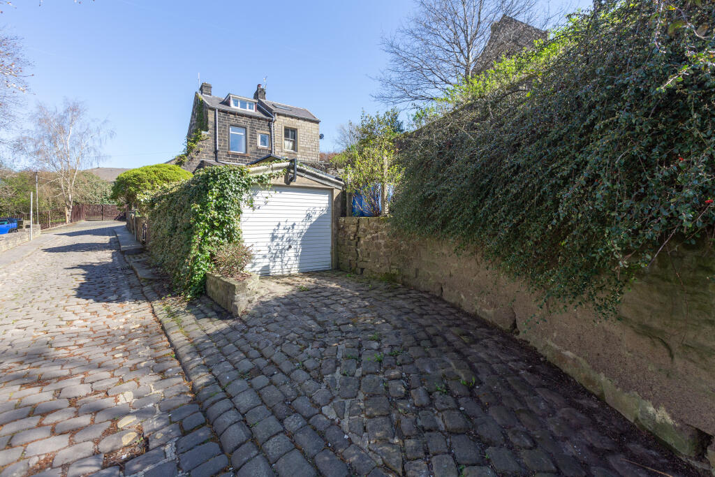 Additional image 16 of Ivegate, Colne, BB8