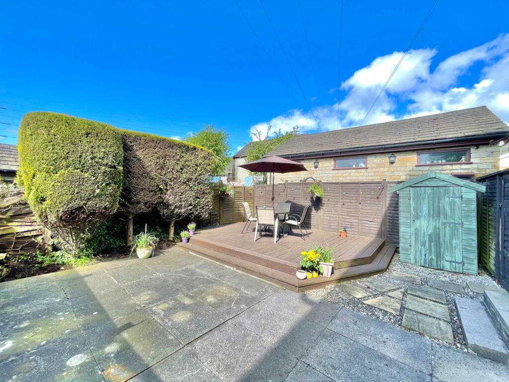 Additional image 15 of Bradford Road, Birkenshaw