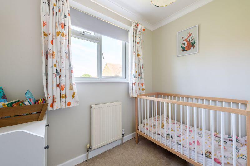 Additional image 10 of Holt