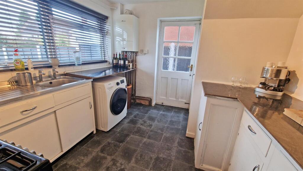 Additional image 8 of West Drive, Bonehill, Tamworth