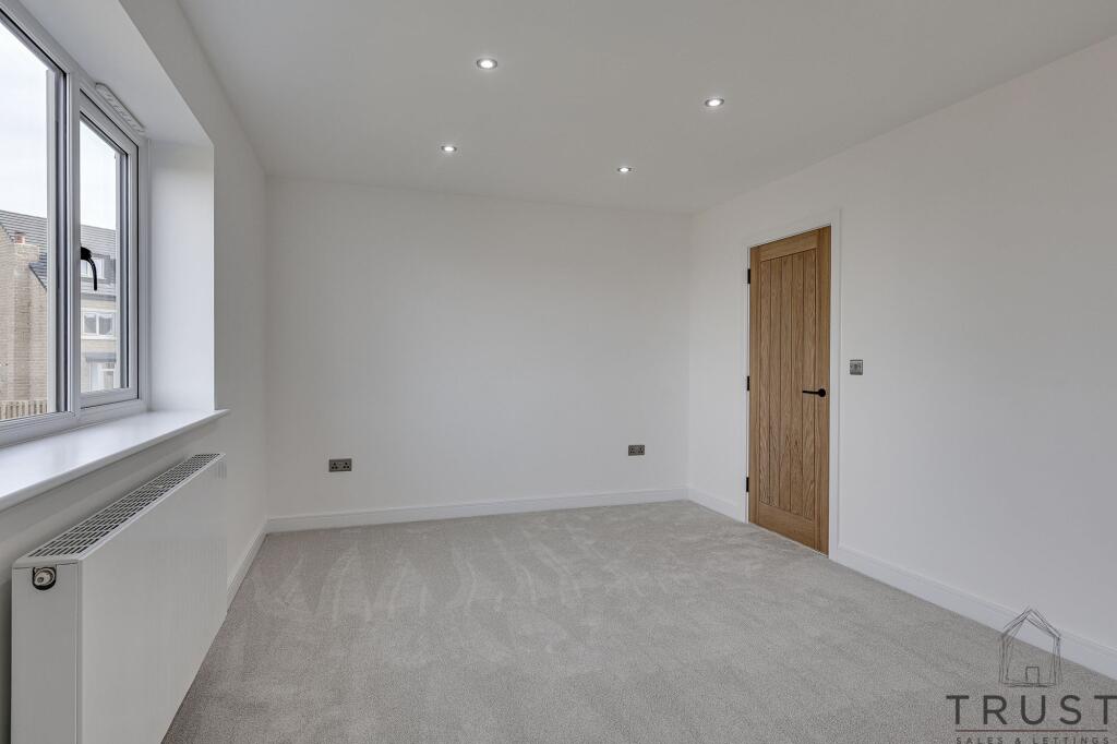 Additional image 18 of Wakefield Road, Drighlington, BD11