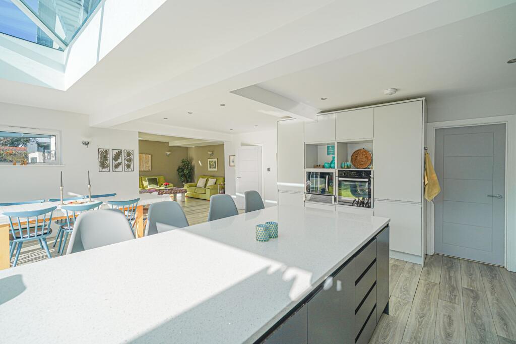 Additional image 4 of Wychwood Avenue, Knowle, B93