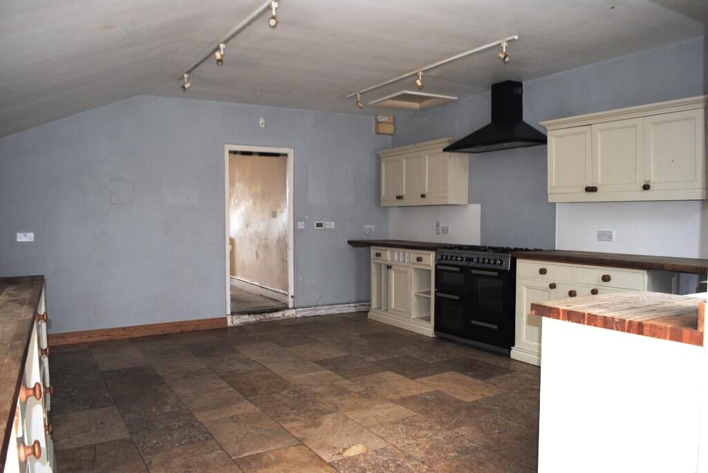 Additional image 13 of ***5 Bedroom Character Property With Land***