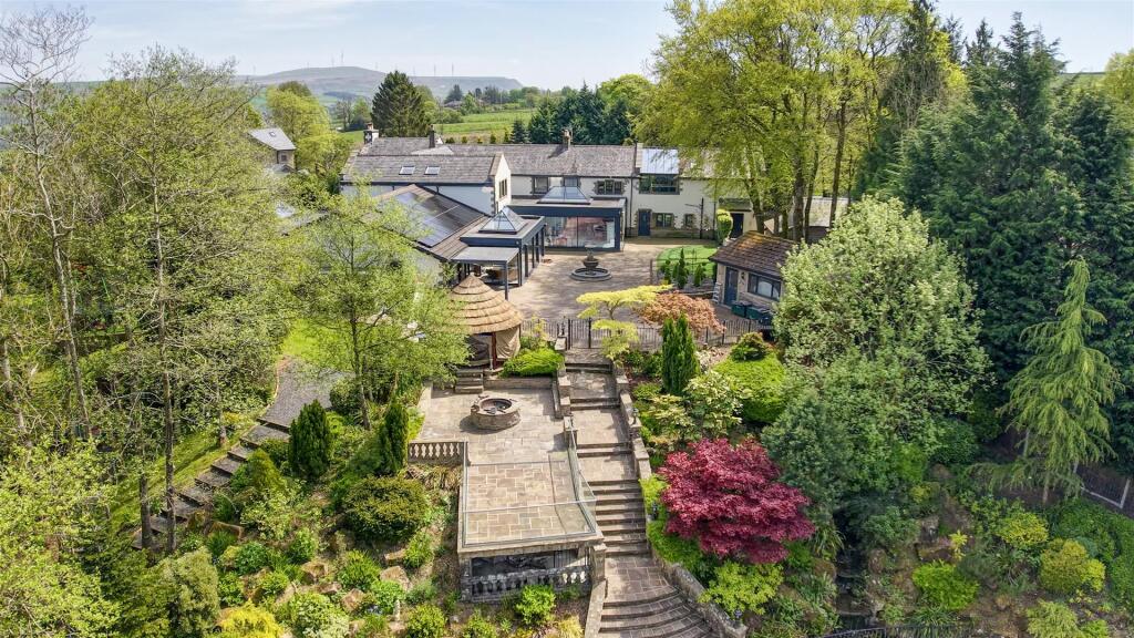Additional image 52 of The Hollies, Alden Road, Helmshore, Rossendale - Over 9,000sqft - One Of Rossendale's Most Incredible Properties