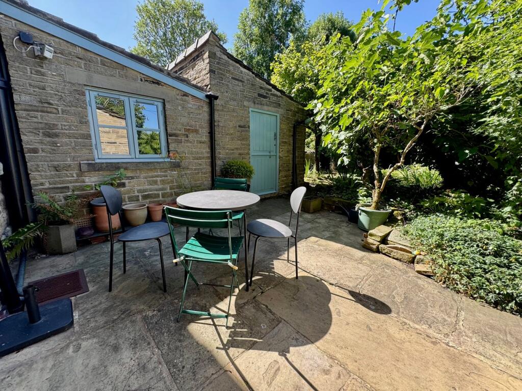 Additional image 18 of Windhill Old Road, Thackley, Bradford, BD10