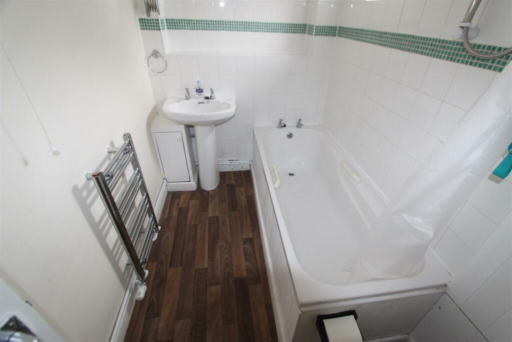 Additional image 4 of Wigford Road, Dosthill, Tamworth