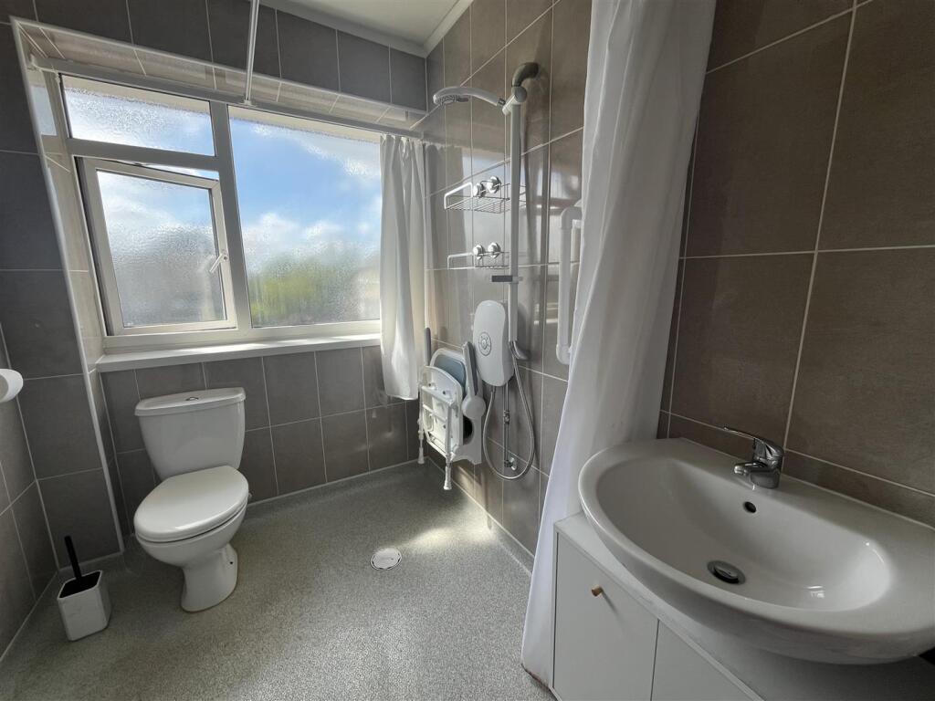 Additional image 4 of Wilson Road, Wyke, Bradford