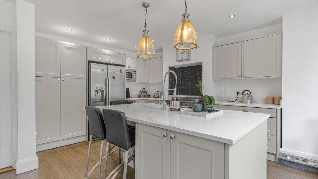 Additional image 8 of Slade Road, Four Oaks, B75