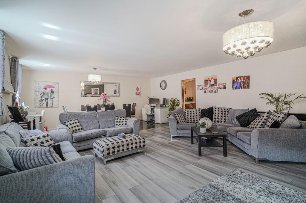 Additional image 6 of Grove House, Main Street, Dickens Heath