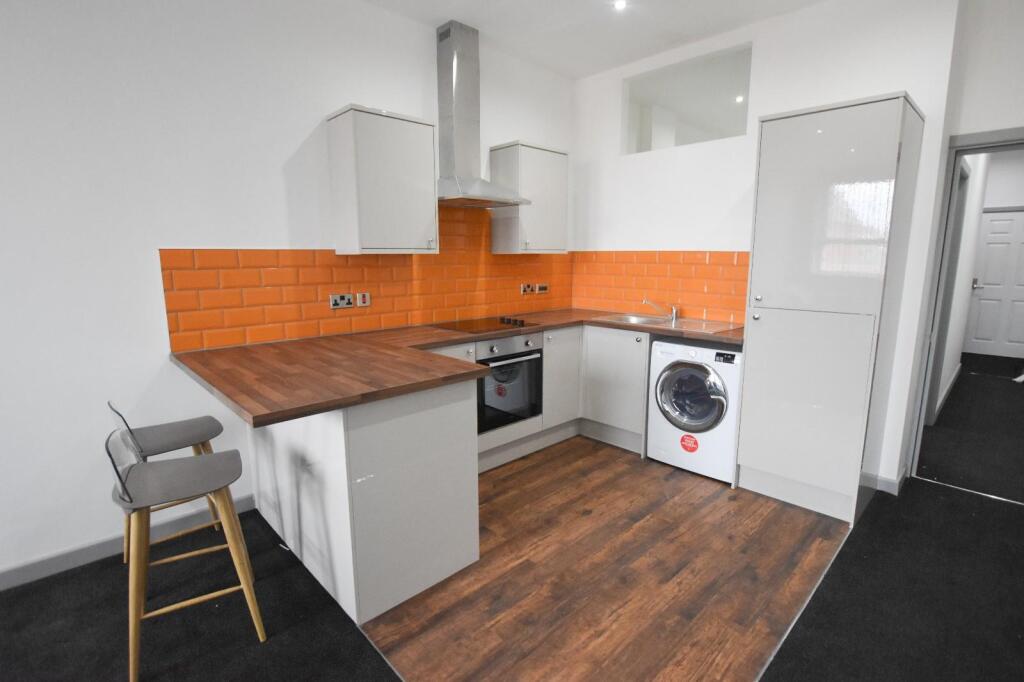 Additional image 5 of 114 High Street, Blackburn