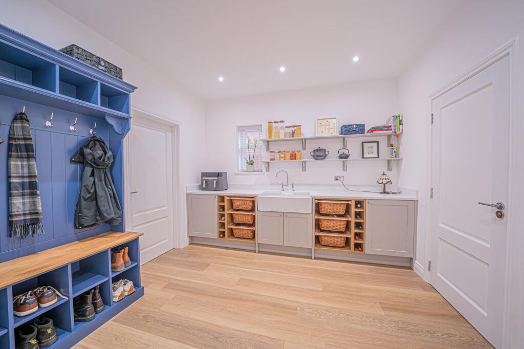 Additional image 17 of Besbury Close, Dorridge, B93