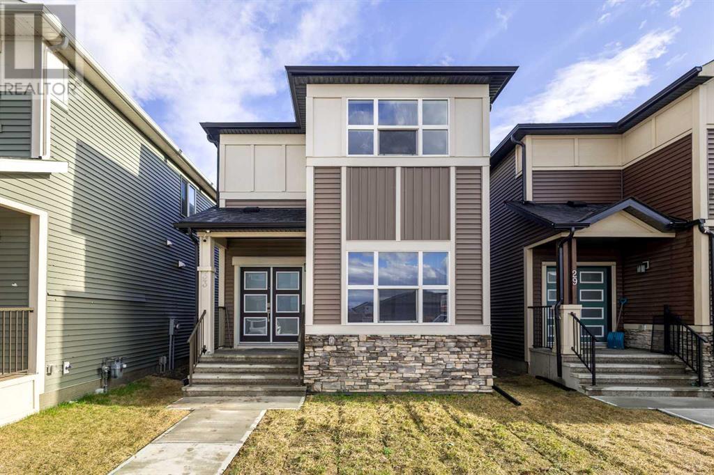 33 Homestead Crescent NE|Calgary, Alberta T3J2K7