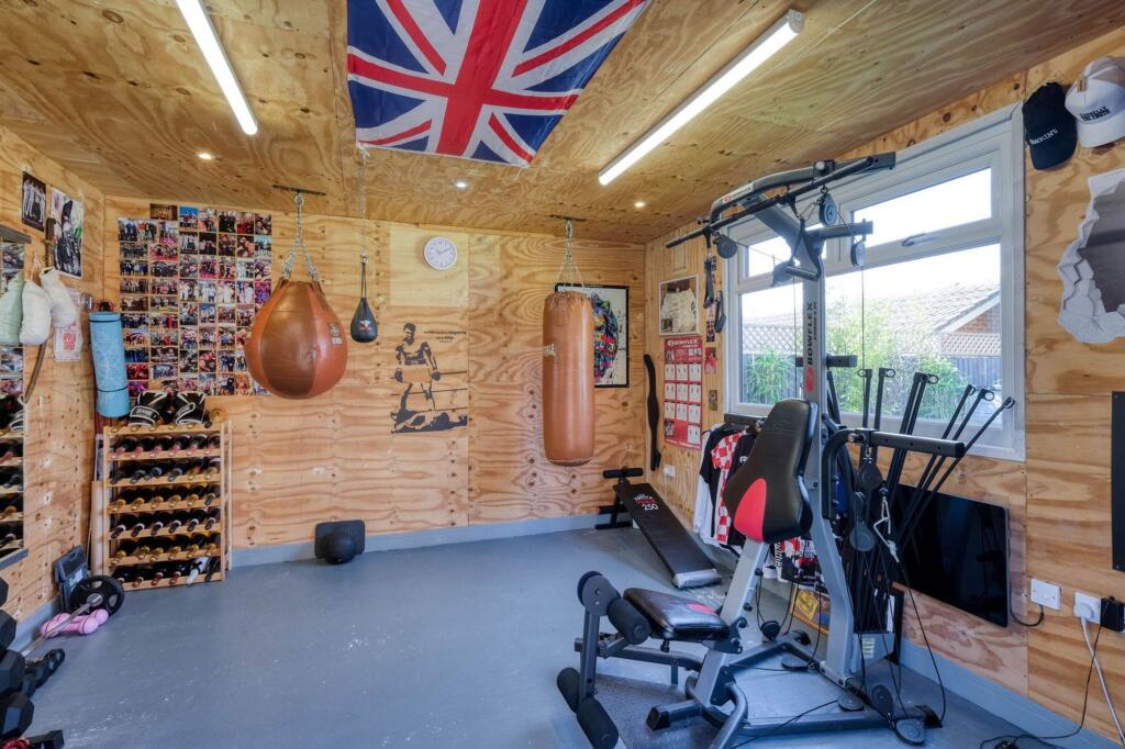 Additional image 17 of Green Slade Crescent, Marlbrook, B60