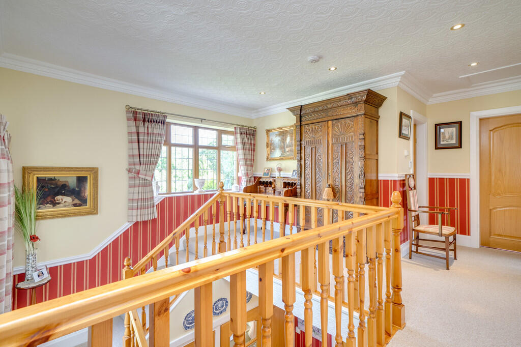 Additional image 7 of Whitechapel Road, Scholes