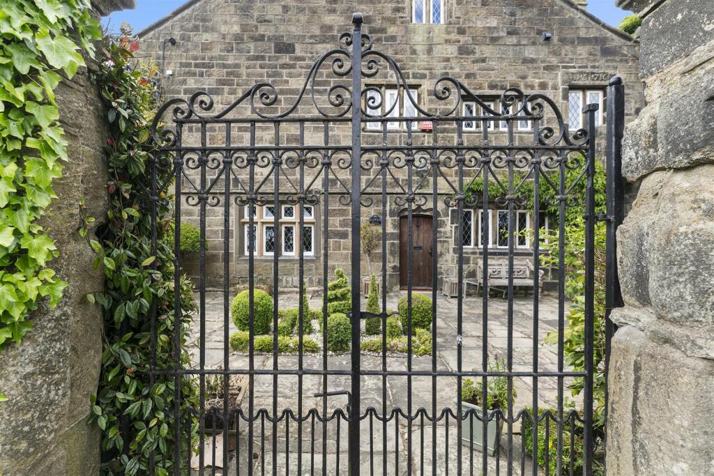 Additional image 53 of Otley Road, Bingley