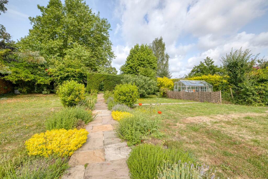 Additional image 32 of 30 Vicarage Street, Tintinhull, Yeovil, Somerset, BA22