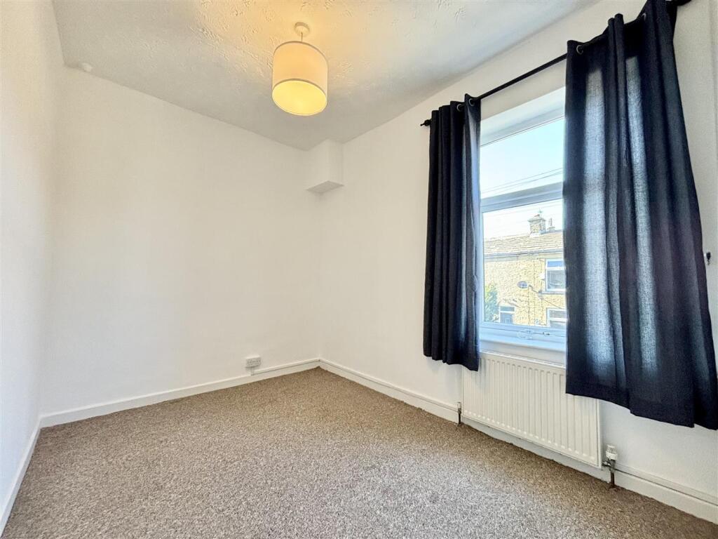 Additional image 8 of Wellington Street, Queensbury