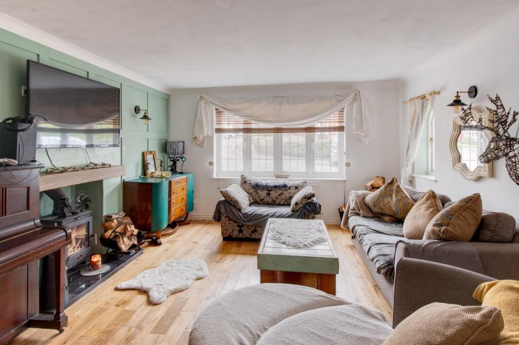 Additional image 2 of Briar Close, Lickey End, Bromsgrove, Worcestershire, B60