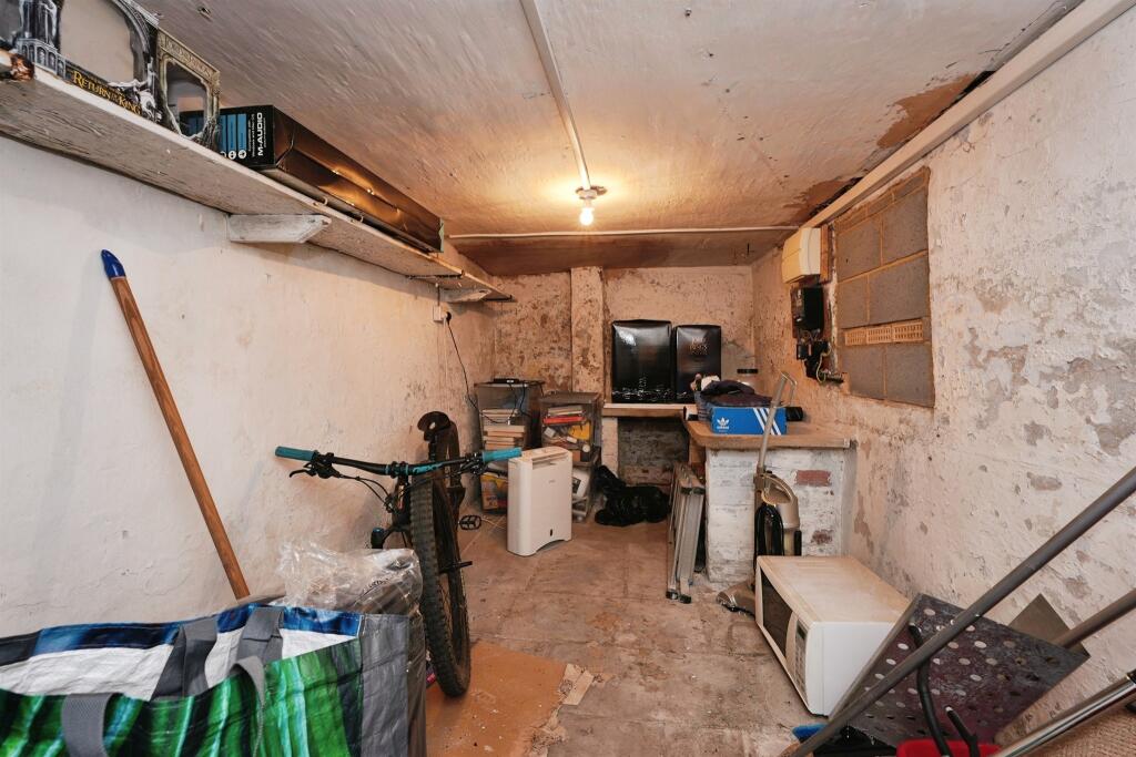 Additional image 15 of West View, Baildon, Shipley
