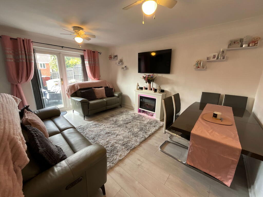 Additional image 2 of CRADLEY HEATH, Fieldfare Close