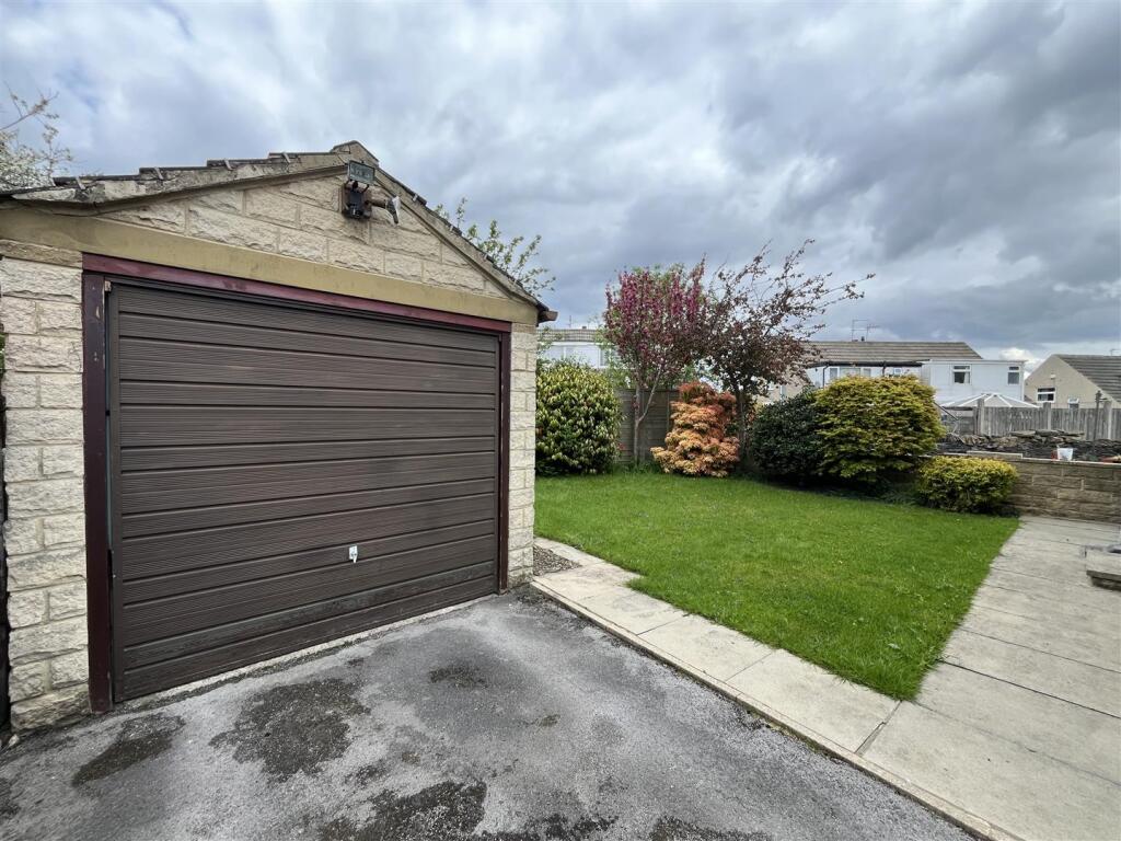 Additional image 6 of Elizabeth Avenue, Wyke, Bradford