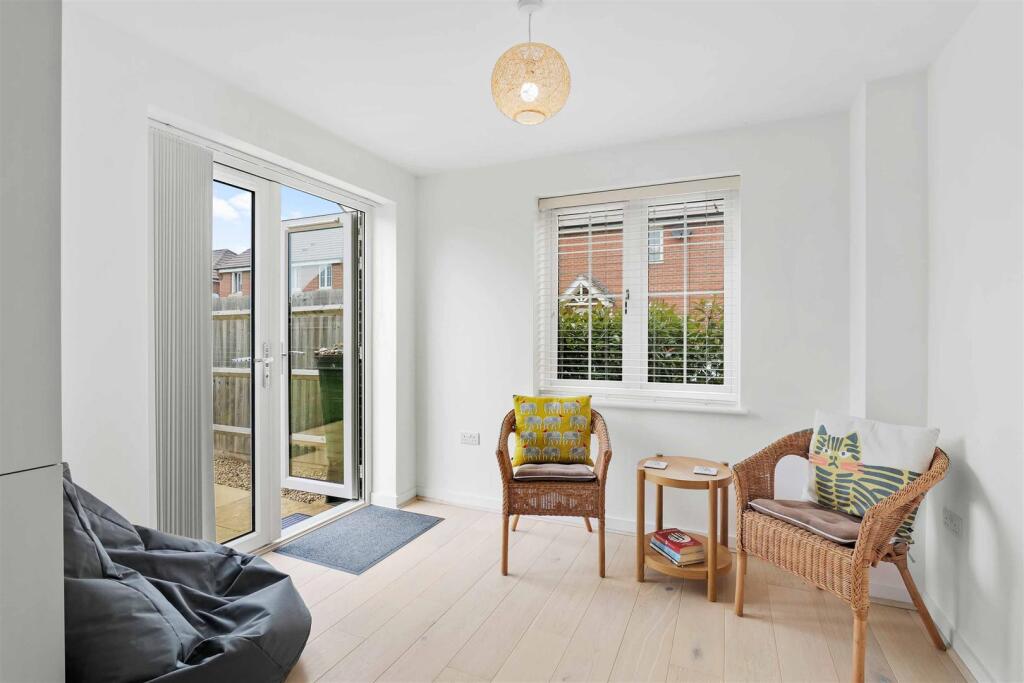 Additional image 4 of Damson Way, Bidford-On-Avon, Alcester