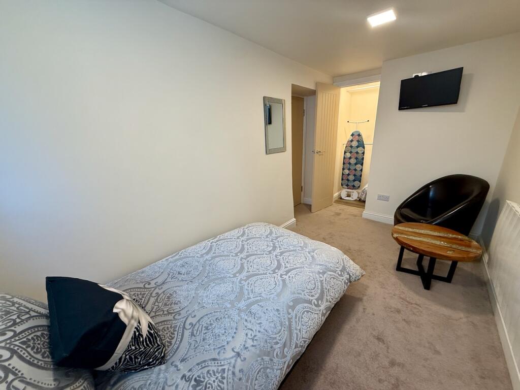 Additional image 8 of Glaston Road, Street