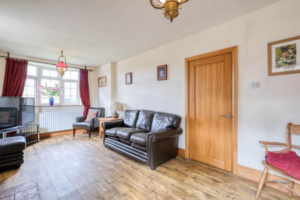 Additional image 8 of Bromsgrove Road, Hunnington, B62