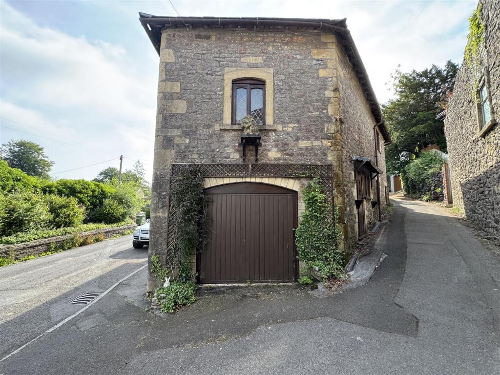 Additional image 4 of High Street, Oakhill