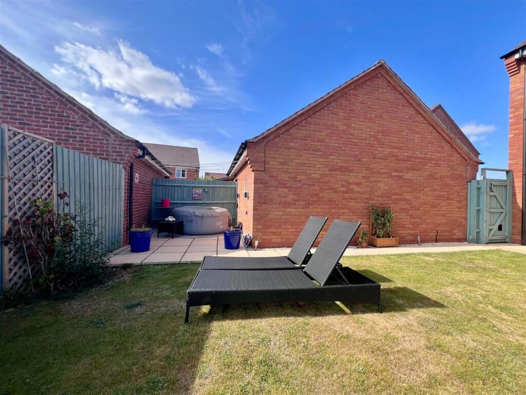 Additional image 33 of Damson Way, Bidford-On-Avon, Alcester