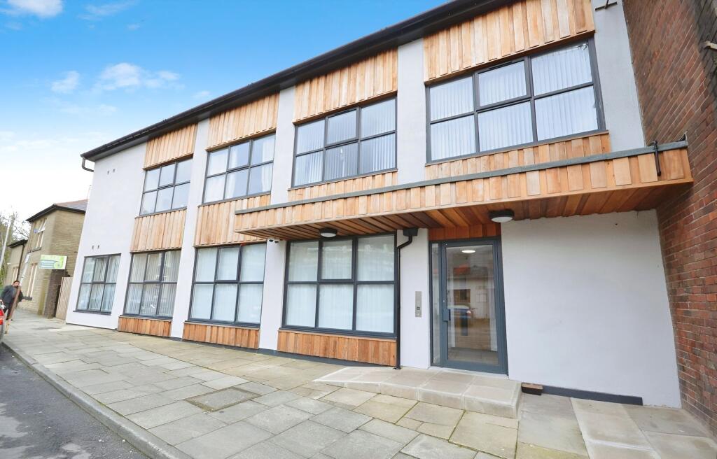 Additional image 4 of Bank Parade, Burnley, BB11