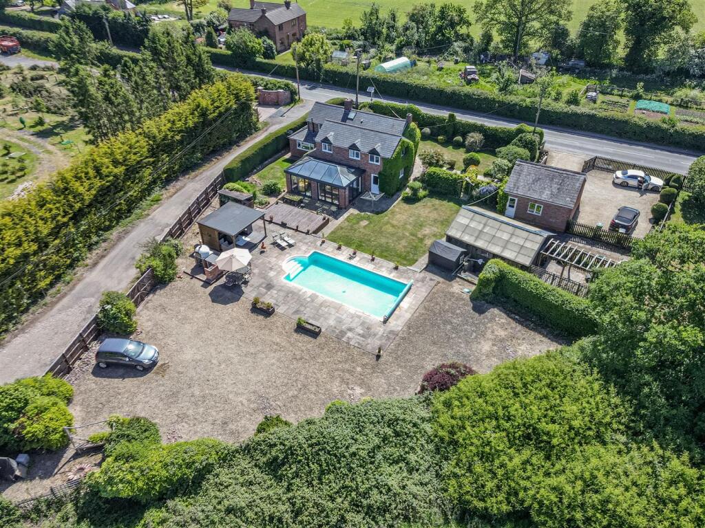 Additional image 19 of Droitwich Road, Hanbury, Bromsgrove