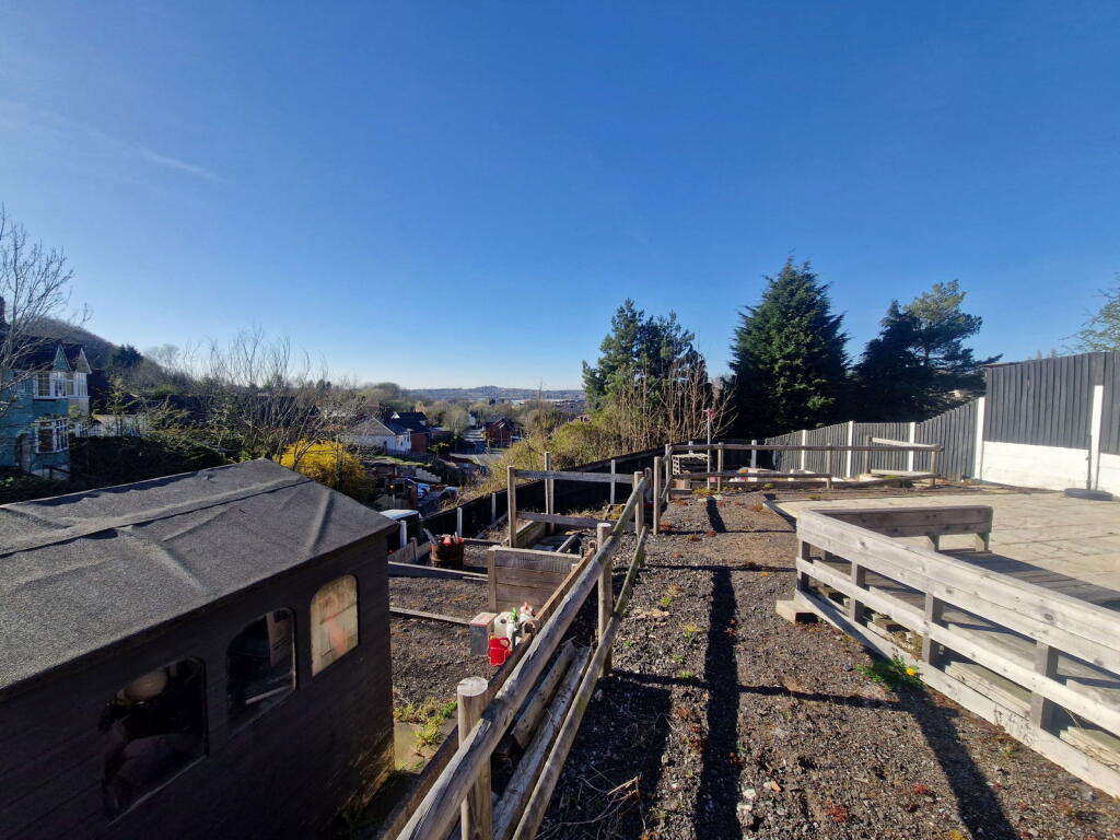 Additional image 12 of CRADLEY HEATH, Chapel Close