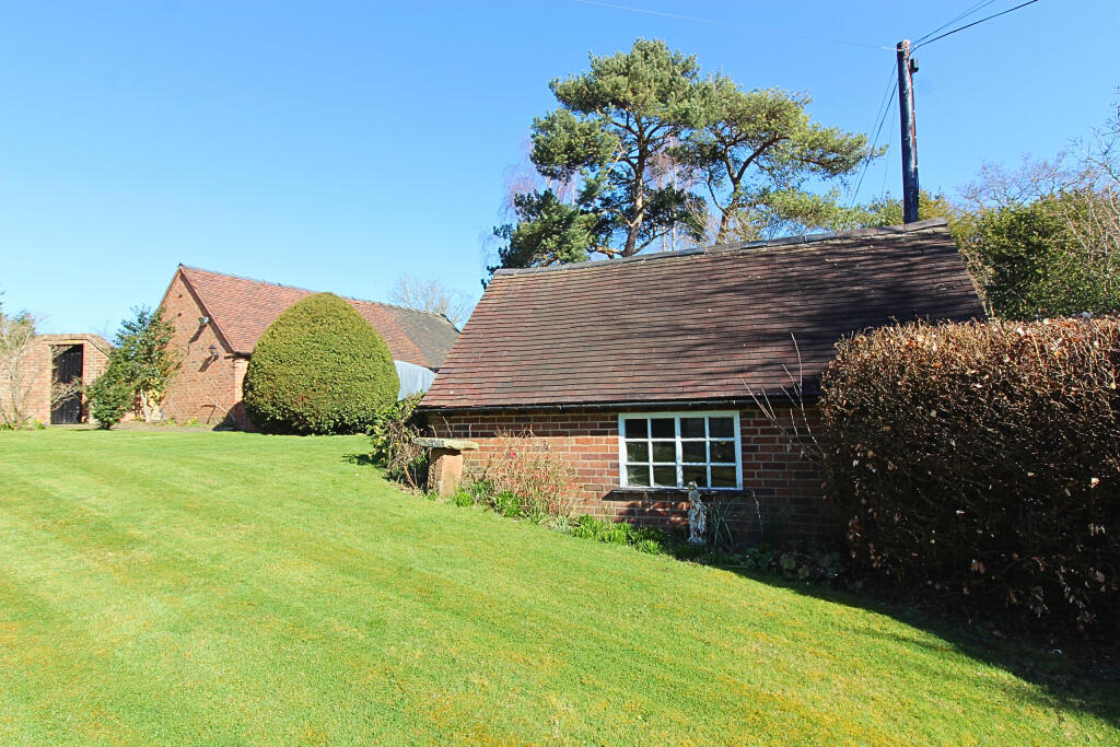Additional image 19 of Hill Cottage, Rectory Lane, Upton Warren, Bromsgrove, Worcestershire