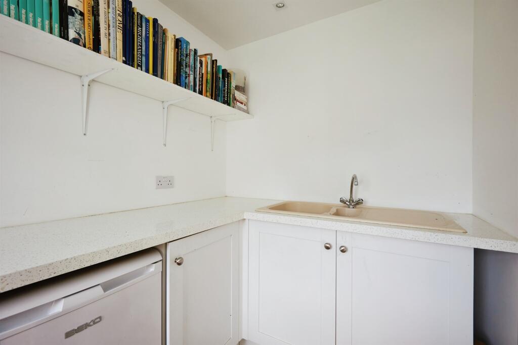 Additional image 6 of Mundays Mead, Wincanton