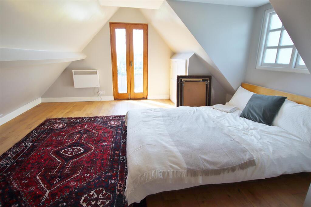 Additional image 18 of Dark Lane North, Steeple Ashton, Trowbridge