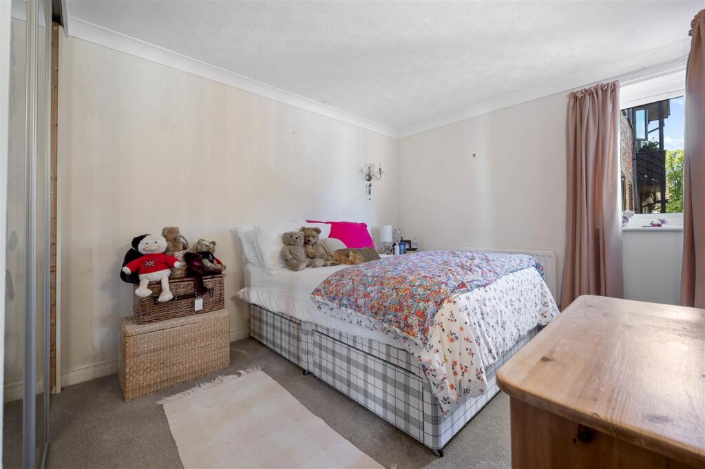 Additional image 6 of Chestnut Walk, Henley-In-Arden