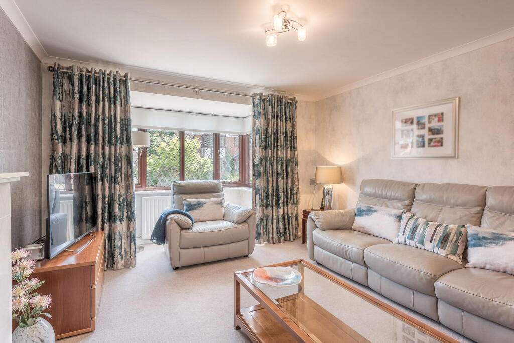 Additional image 8 of Foxlands Drive, Sutton Coldfield, B72 1YZ