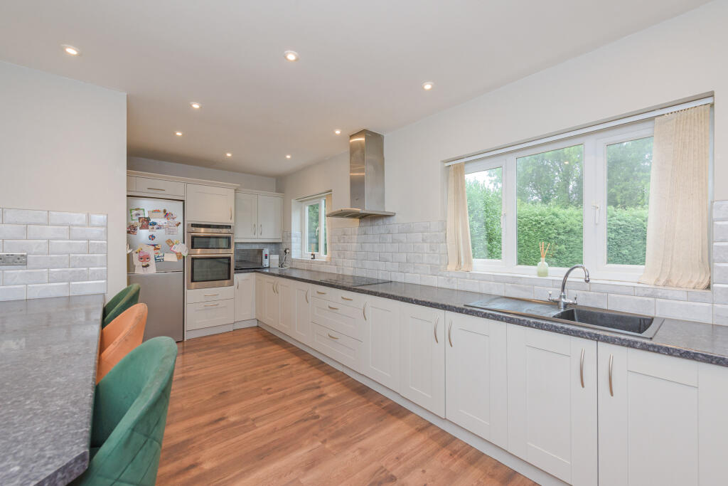 Additional image 3 of 3 Ryknild Close, Sutton Coldfield, B74 4UP